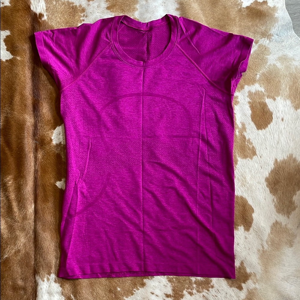 Lululemon Swiftly Tech 2.0 Shirt